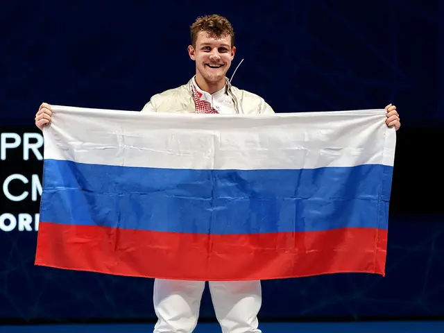 Rusko slaví šermířské zlato s hymnou. Ukrajina bojuje v Haagu