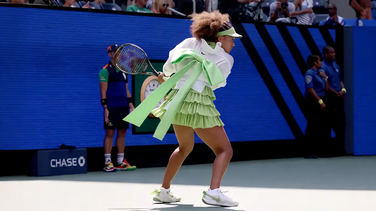 Naomi Osaka: Tenis jako módní přehlídka. Od lolity po Iversona
