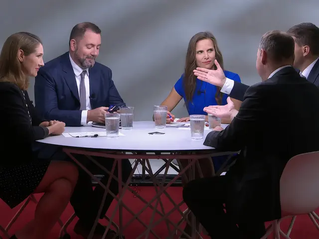 Svárovská: Stát selhává při vedrech. Červený kritiku odmítá