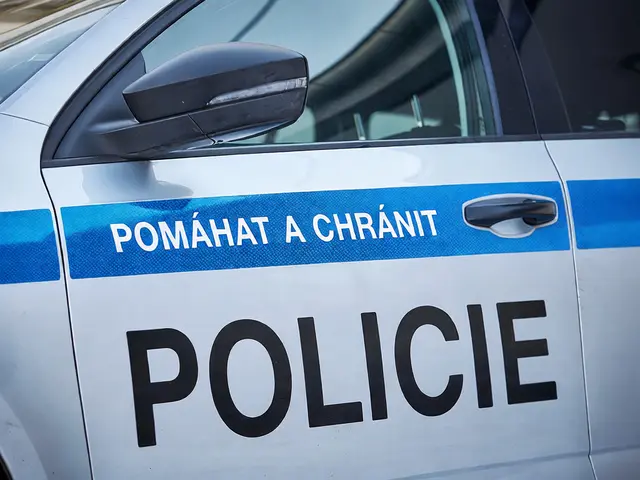 Tragédie v Žacléři: Tříletý chlapec zemřel po pádu ze stožáru